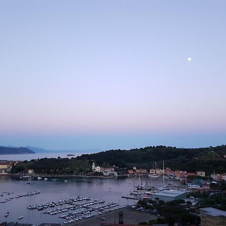 La Stanzetta Dei Rosa Lägenhet Porto Venere Exteriör bild