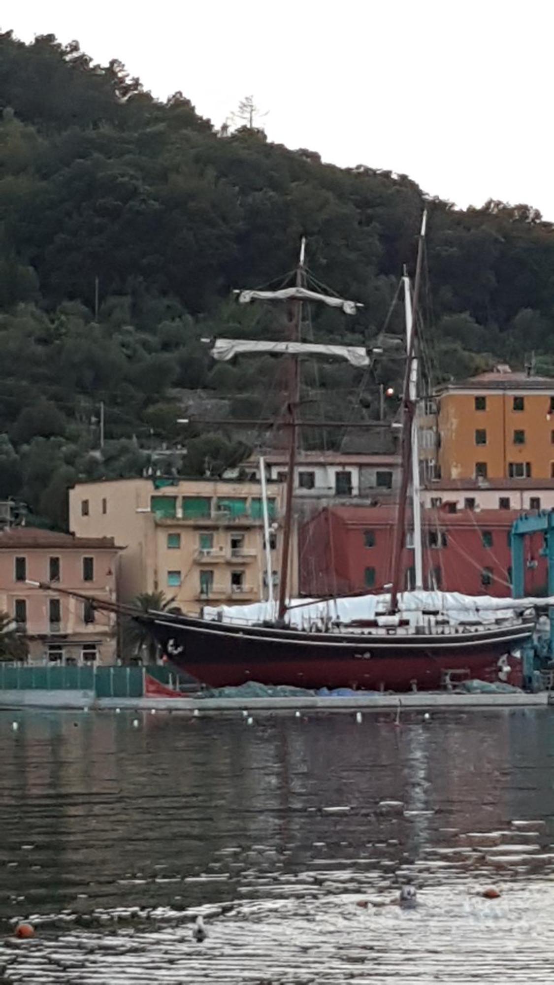 La Stanzetta Dei Rosa Lägenhet Porto Venere Exteriör bild