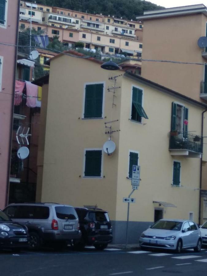 La Stanzetta Dei Rosa Lägenhet Porto Venere Exteriör bild