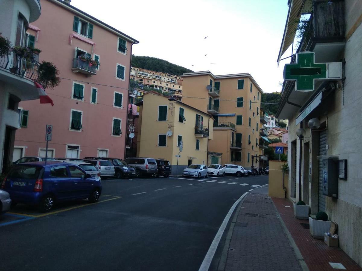 La Stanzetta Dei Rosa Lägenhet Porto Venere Exteriör bild